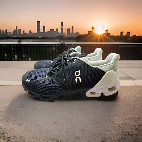 On running Cloud Helion Cloudtec Swiss Engineering Womens Size 11 Black Green - Picture 1 of 16